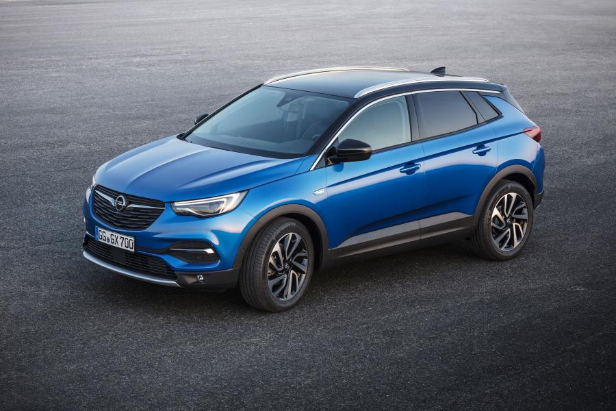  Opel Grandland X Turbo D 2017 года  (фото 6 из 42)